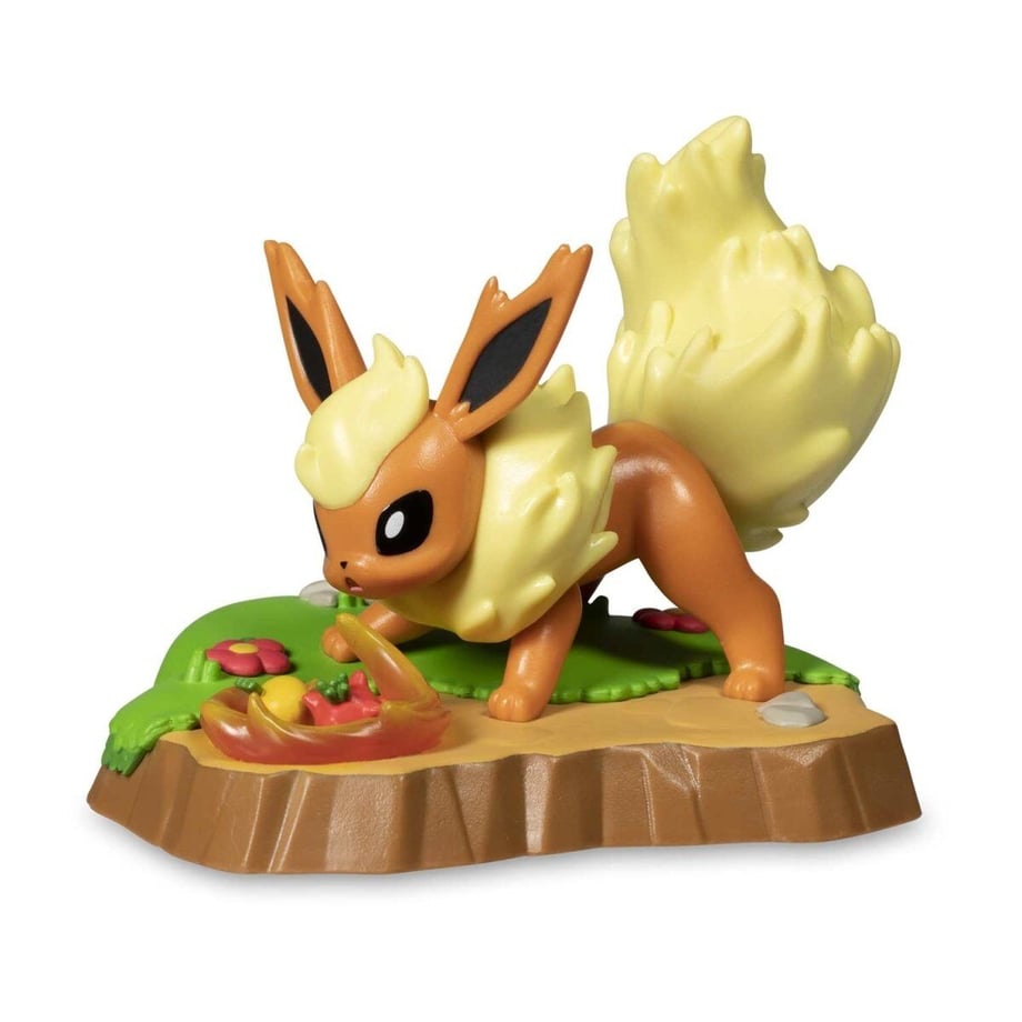 [The outer box may be crushed] Pokemon Eevee Friends Sunny Afternoon Funko Figure [Booster]